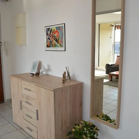 Apartamento Sunnyf2- Euroaiport-basel-trainstation-citycenter *