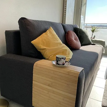 Sunnyf2- Euroaiport-basel-trainstation-citycenter Saint-Louis (Haut-Rhin)