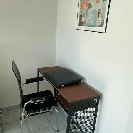 Sunnyf2- Euroaiport-basel-trainstation-citycenter Lägenhet